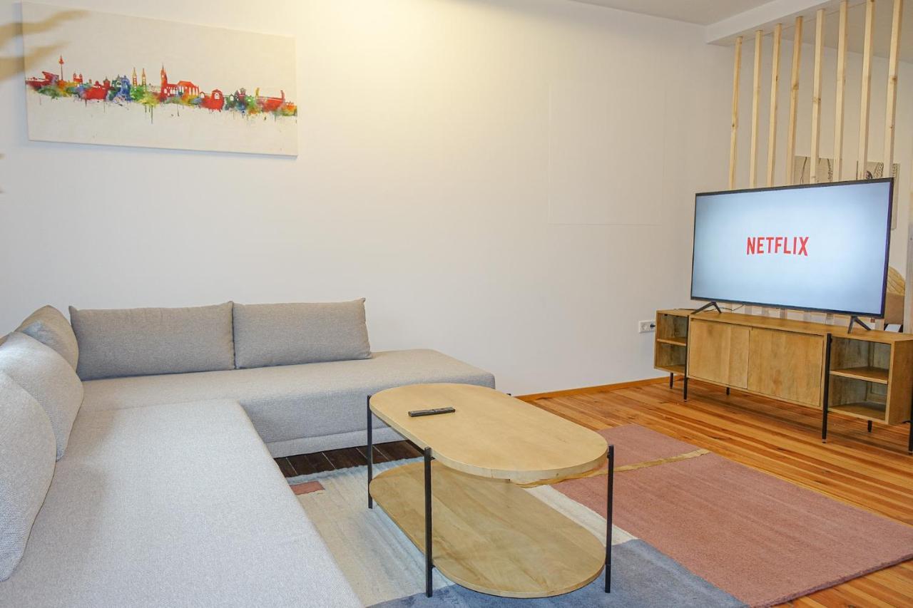 Luxomes: Design Apartment - Near Airport Нюрнберг Экстерьер фото